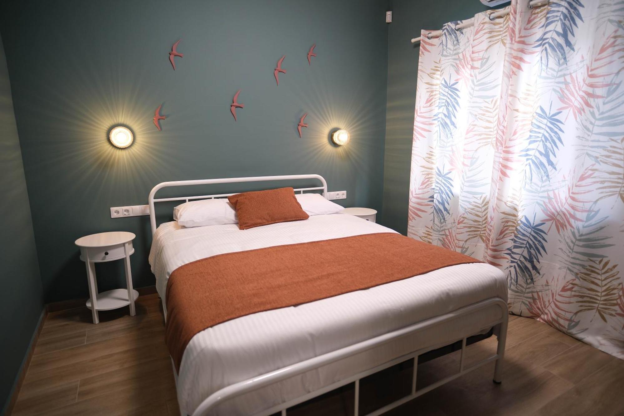 Caravin Wanderhome, 5 Min From Metro Nea Ionia Ateny Zewnętrze zdjęcie