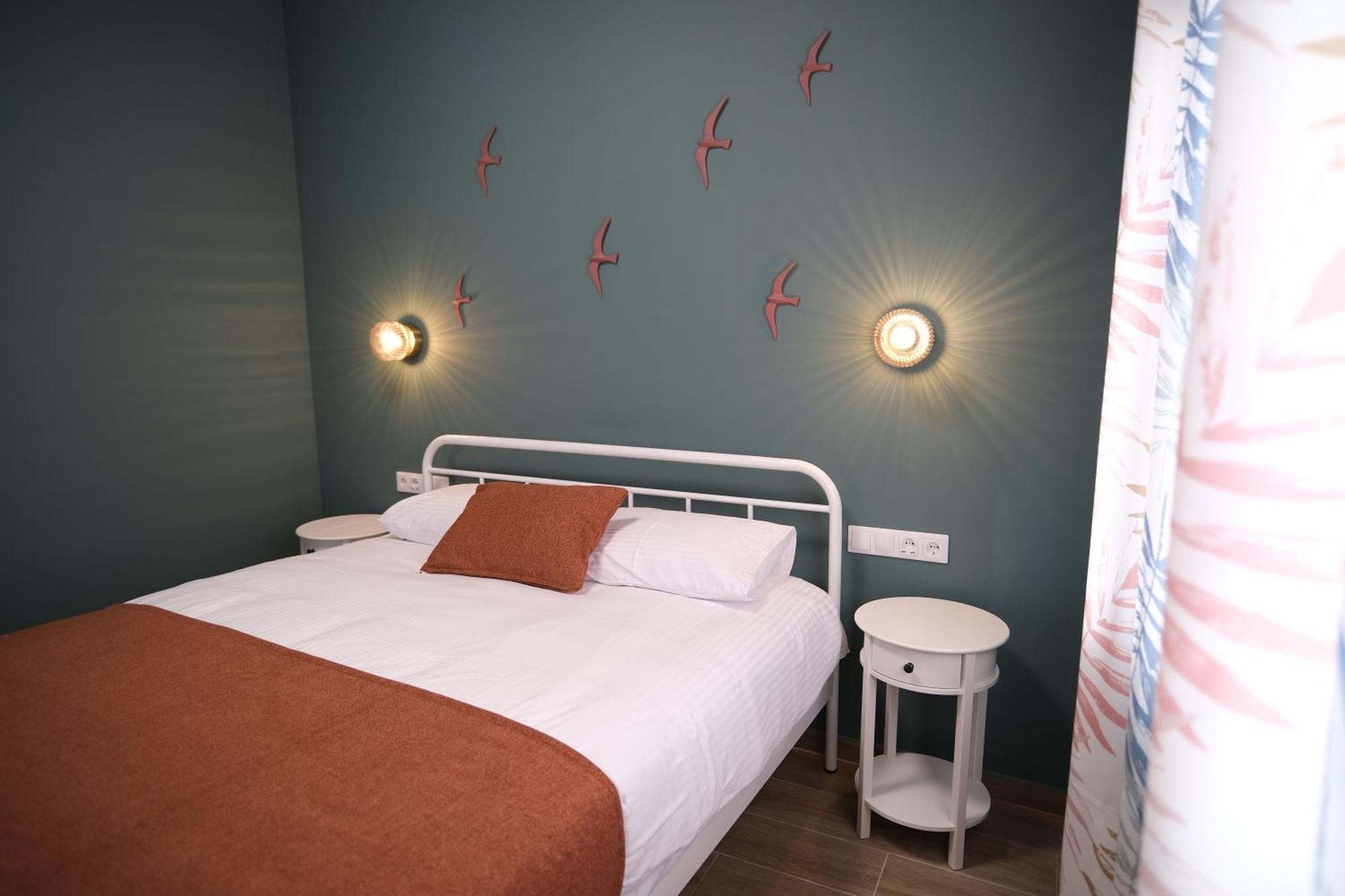Caravin Wanderhome, 5 Min From Metro Nea Ionia Ateny Zewnętrze zdjęcie